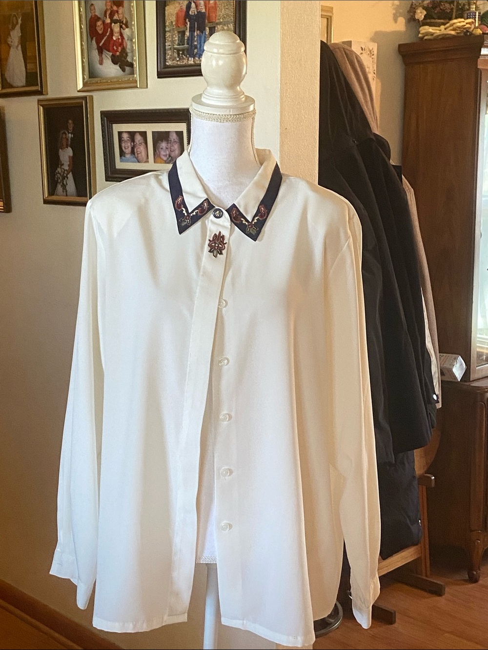 Women’s button down. Size 18